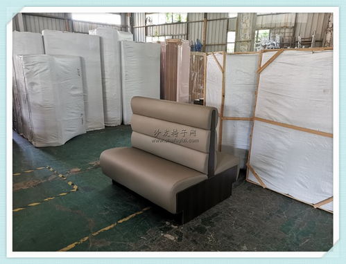 港式冰室風(fēng)情 雙面卡座沙發(fā)點(diǎn)亮廈門翔安區(qū)燒鴨店的獨(dú)特魅力